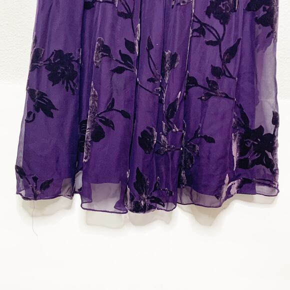 JS COLLECTIONS PETITES Velvet Embellished Maxi Dress Silk Blend Purple Size 4P - Picture 5 of 13